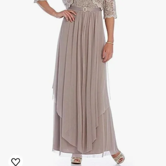 Wmn's formal dress - Picture 14 of 15